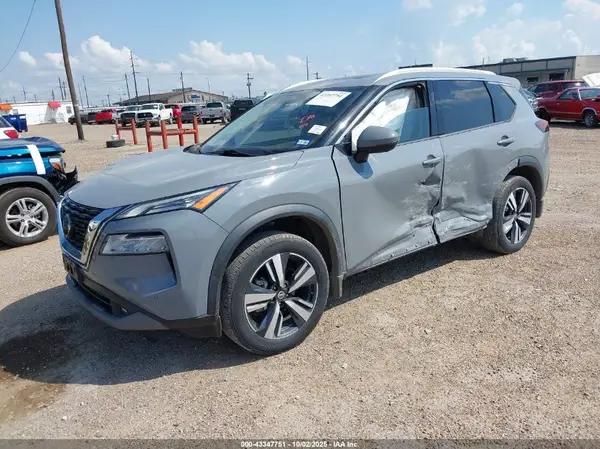 5N1AT3CA7MC699158 2021 NISSAN ROGUE - Image 2
