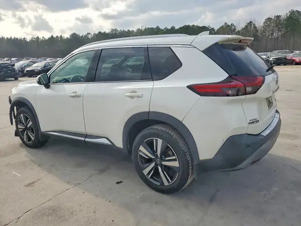 5N1AT3CA8MC758251 2021 NISSAN ROGUE - Image 2