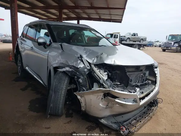 5N1AT3CA8MC816245 2021 NISSAN ROGUE - Image 1