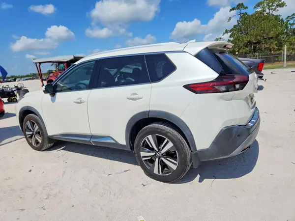 5N1AT3CA9MC737893 2021 NISSAN ROGUE - Image 2