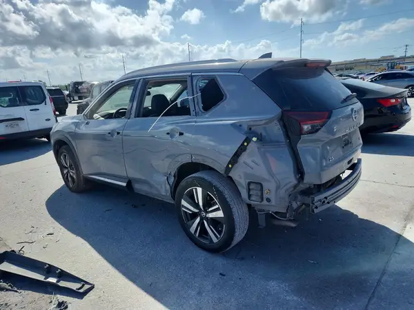 5N1AT3CA9MC814116 2021 NISSAN ROGUE - Image 2