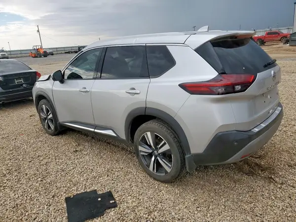 5N1AT3CAXMC820877 2021 NISSAN ROGUE - Image 2