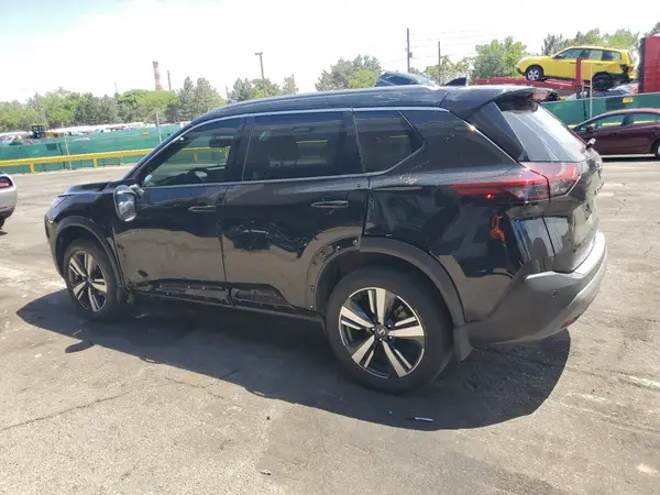 5N1AT3CB1MC827015 2021 NISSAN ROGUE - Image 2