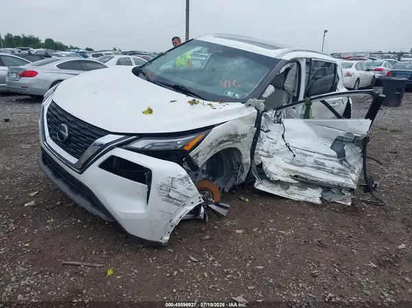 5N1AT3CB4MC680754 2021 NISSAN ROGUE - Image 2