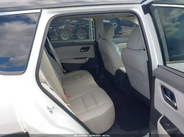 5N1AT3CB4MC757719 2021 NISSAN ROGUE - Image 8