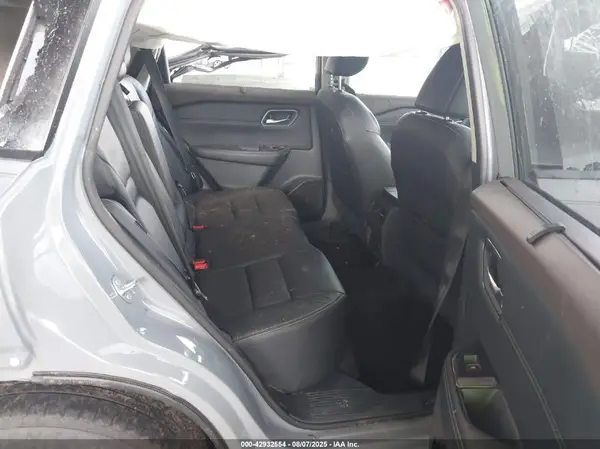 5N1AT3CB4MC795922 2021 NISSAN ROGUE - Image 8