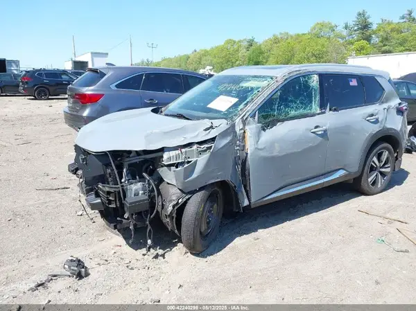 5N1AT3CB5MC762959 2021 NISSAN ROGUE - Image 2