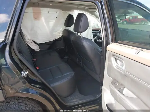 5N1AT3CB5MC764338 2021 NISSAN ROGUE - Image 8