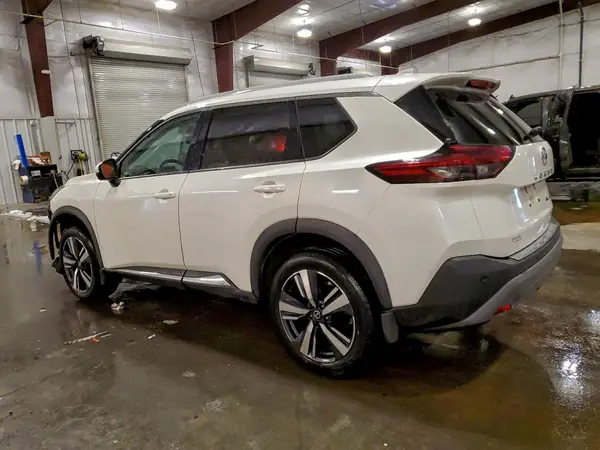 5N1AT3CB7MC790102 2021 NISSAN ROGUE - Image 2