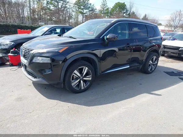5N1AT3CB7MC806153 2021 NISSAN ROGUE - Image 2