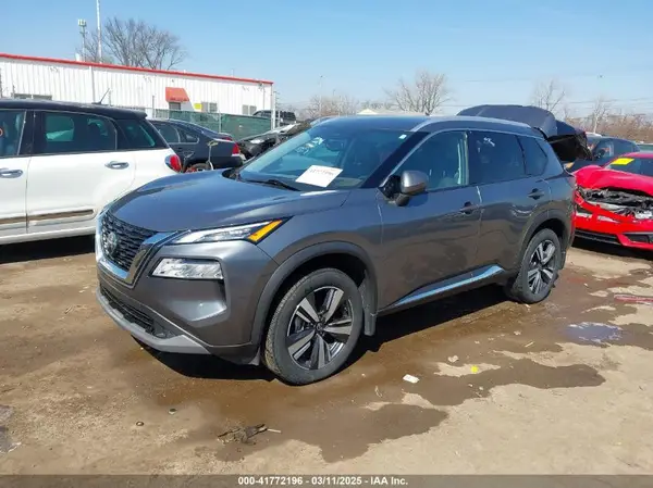 5N1AT3CB8MC697749 2021 NISSAN ROGUE - Image 2