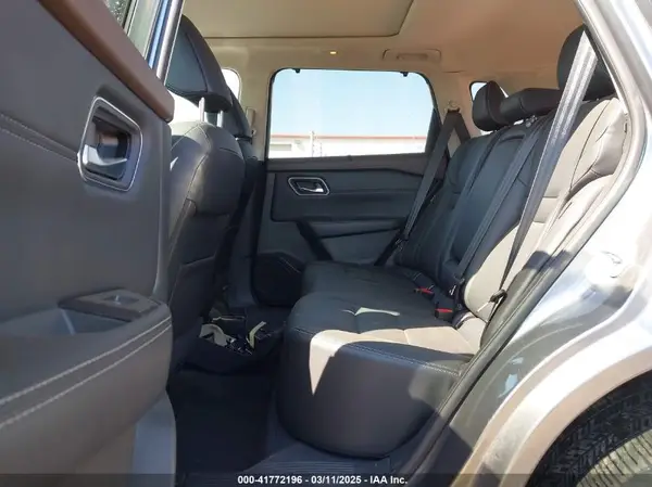 5N1AT3CB8MC697749 2021 NISSAN ROGUE - Image 8
