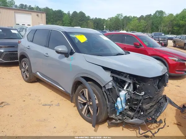 5N1AT3CB8MC757982 2021 NISSAN ROGUE - Image 1