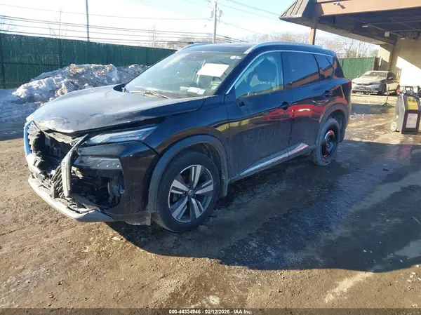 5N1AT3CB8MC795891 2021 NISSAN ROGUE - Image 2