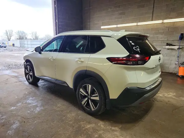 5N1AT3CBXMC686834 2021 NISSAN ROGUE - Image 2