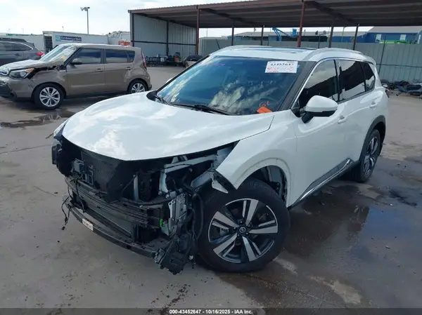 5N1AT3CBXMC691824 2021 NISSAN ROGUE - Image 2