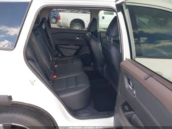 5N1AT3CBXMC691824 2021 NISSAN ROGUE - Image 8