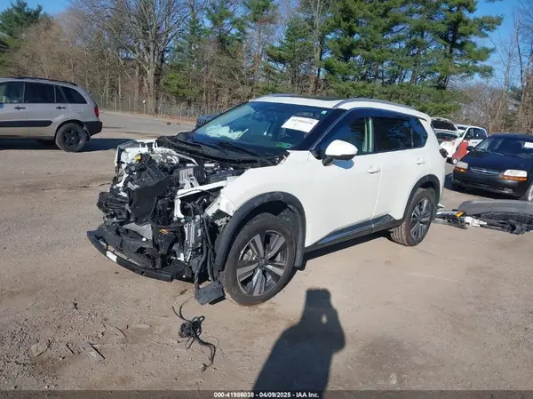 5N1AT3CBXMC786996 2021 NISSAN ROGUE - Image 2