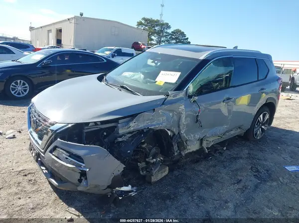 5N1AT3CBXMC810181 2021 NISSAN ROGUE - Image 2