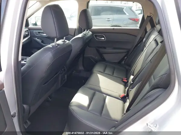 5N1AT3CBXMC818572 2021 NISSAN ROGUE - Image 8
