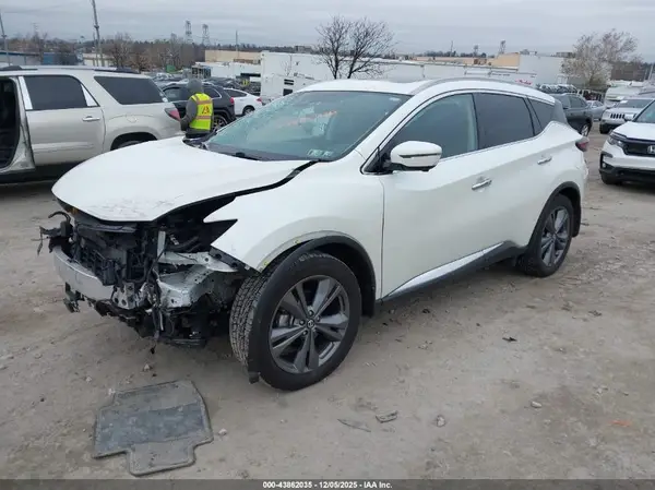 5N1AZ2DS2MC142562 2021 NISSAN MURANO - Image 2