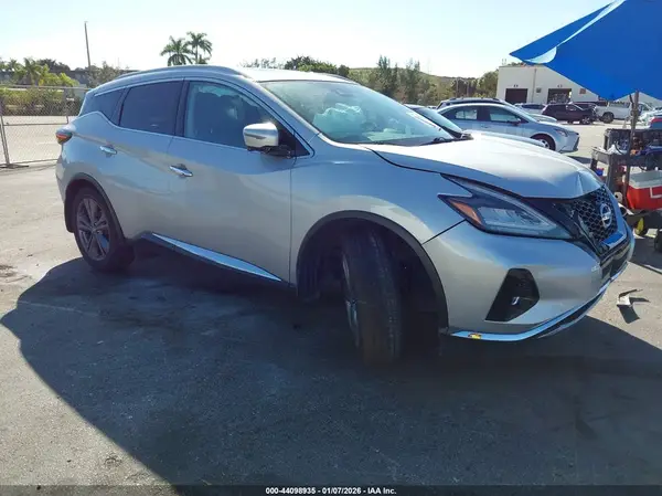 5N1AZ2DS6LN174823 2020 NISSAN MURANO - Image 1