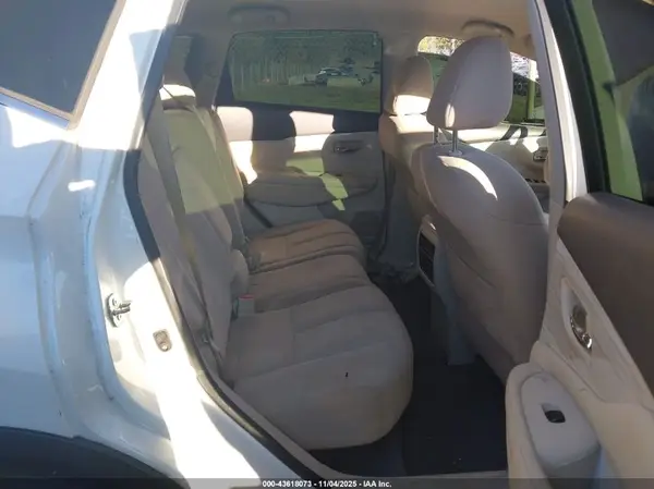 5N1AZ2MG0HN144915 2017 NISSAN MURANO - Image 8