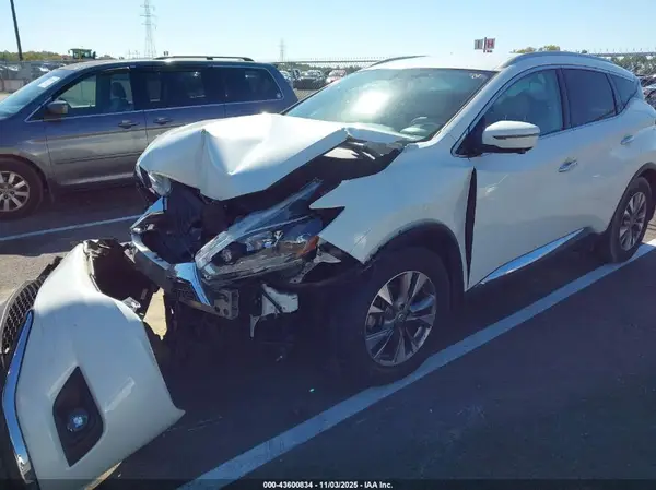 5N1AZ2MG0JN194638 2018 NISSAN MURANO - Image 2