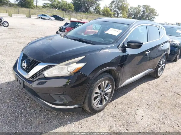 5N1AZ2MG1HN100583 2017 NISSAN MURANO - Image 2