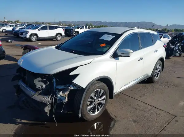 5N1AZ2MG1HN113026 2017 NISSAN MURANO - Image 2