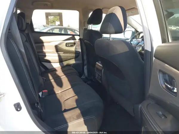 5N1AZ2MG1HN162355 2017 NISSAN MURANO - Image 8