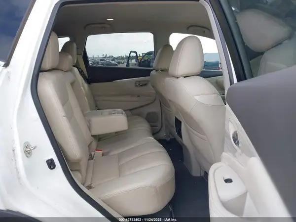 5N1AZ2MG1HN163828 2017 NISSAN MURANO - Image 8
