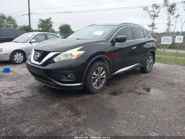 5N1AZ2MG1HN178328 2017 NISSAN MURANO - Image 2