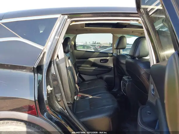 5N1AZ2MG1JN103943 2018 NISSAN MURANO - Image 8