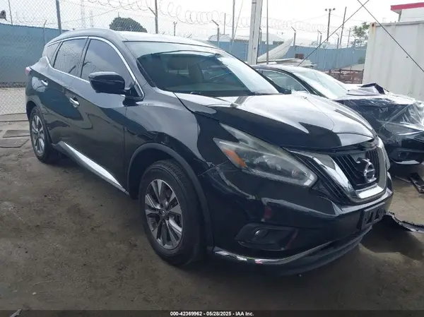 5N1AZ2MG1JN104672 2018 NISSAN MURANO - Image 1