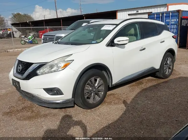 5N1AZ2MG2HN110040 2017 NISSAN MURANO - Image 2