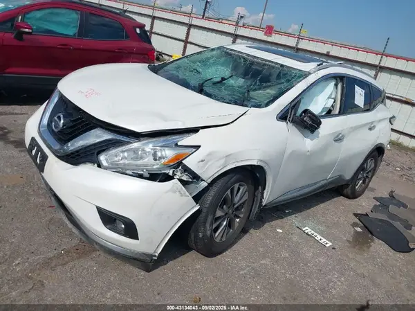 5N1AZ2MG2HN175468 2017 NISSAN MURANO - Image 2