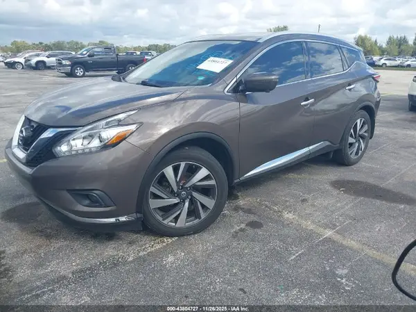 5N1AZ2MG2HN175910 2017 NISSAN MURANO - Image 2