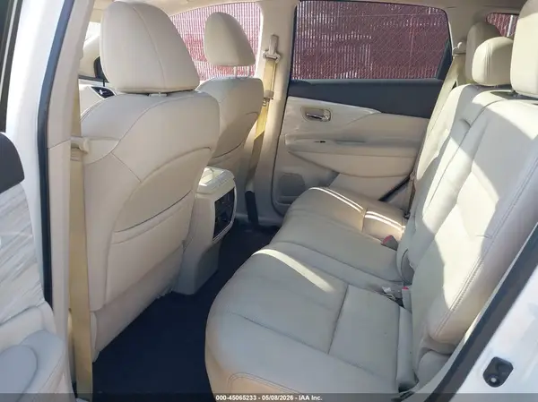 5N1AZ2MG2HN180363 2017 NISSAN MURANO - Image 8