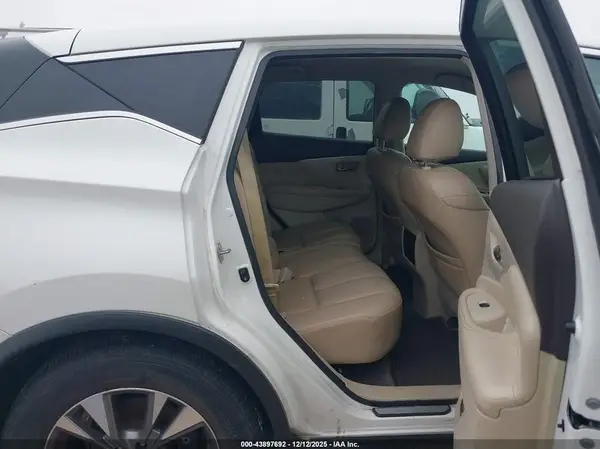 5N1AZ2MG3HN120351 2017 NISSAN MURANO - Image 8