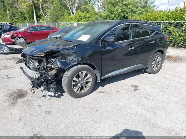 5N1AZ2MG3HN166083 2017 NISSAN MURANO - Image 2