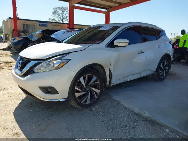 5N1AZ2MG4HN120570 2017 NISSAN MURANO - Image 2