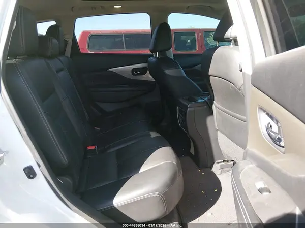 5N1AZ2MG4HN136039 2017 NISSAN MURANO - Image 8