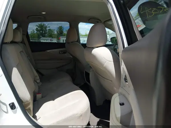 5N1AZ2MG4HN143122 2017 NISSAN MURANO - Image 8