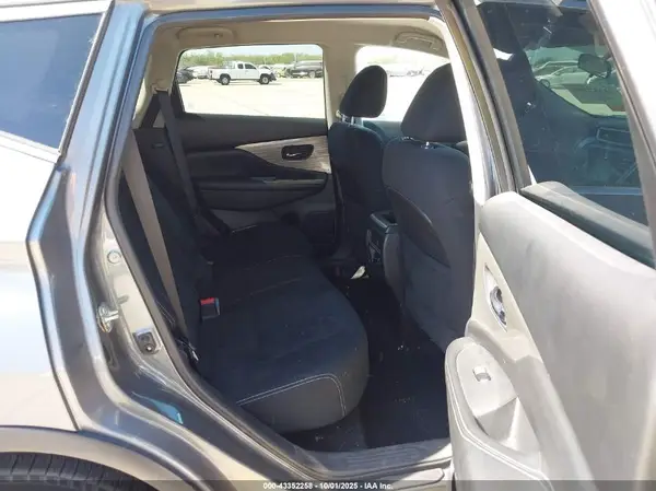 5N1AZ2MG4HN190621 2017 NISSAN MURANO - Image 8