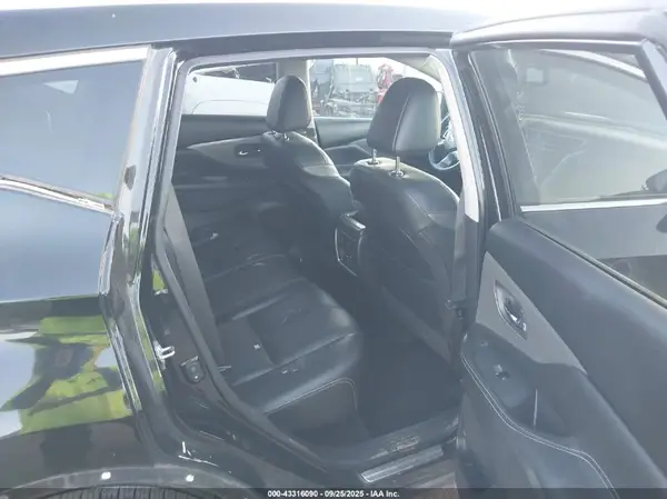 5N1AZ2MG4JN113690 2018 NISSAN MURANO - Image 8