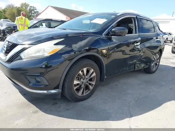 5N1AZ2MG5GN167511 2016 NISSAN MURANO - Image 2