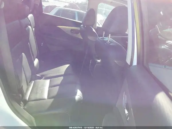 5N1AZ2MG5HN135658 2017 NISSAN MURANO - Image 8