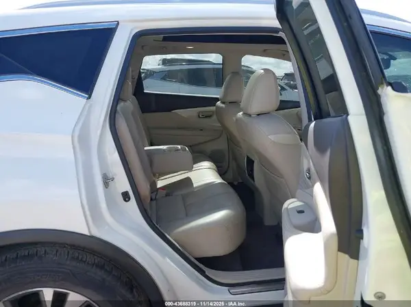 5N1AZ2MG5HN161466 2017 NISSAN MURANO - Image 8