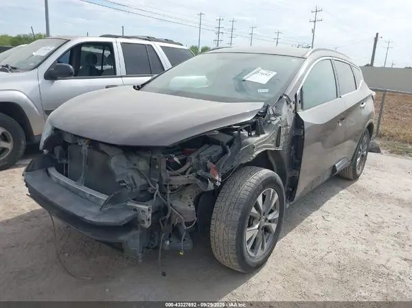 5N1AZ2MG5JN102990 2018 NISSAN MURANO - Image 2